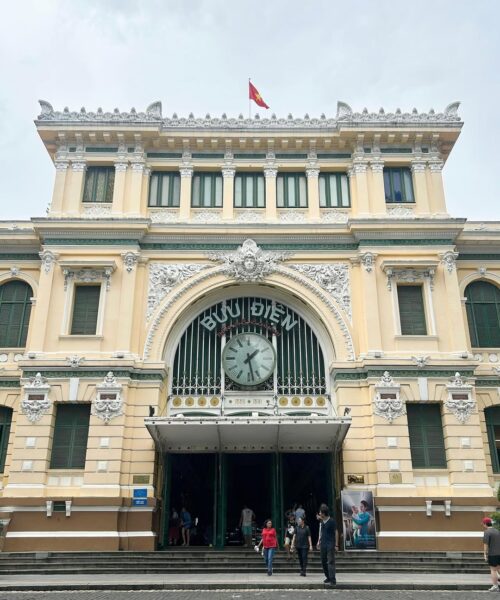 Half-Day Ho Chi Minh City Adventure: History, Culture & Bustling Markets