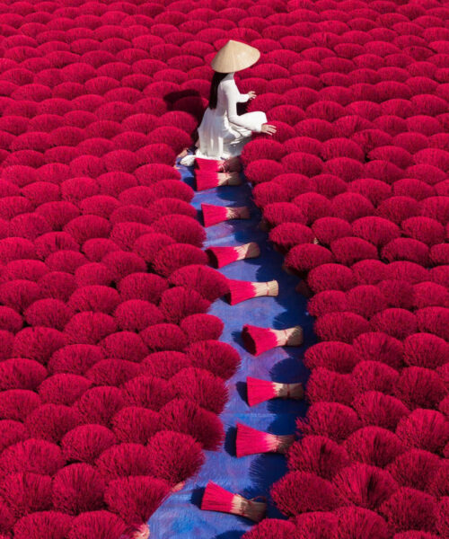 A Day of Craft and Culture: Incense Village, Hats, and Lacquer Art