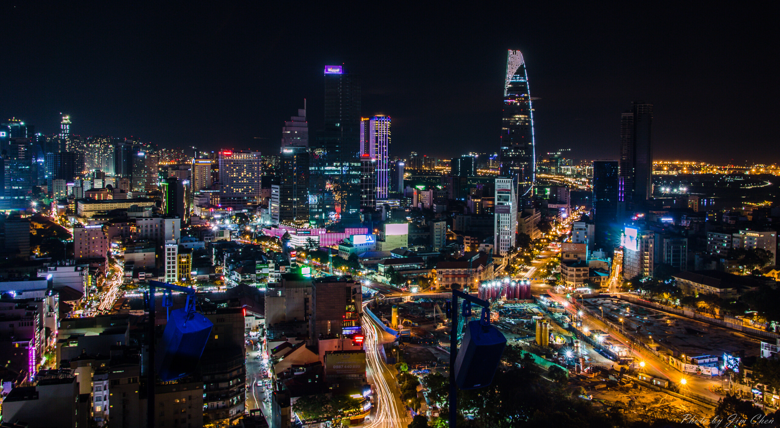 Ho_Chi_Minh_City_Skyline_(night)