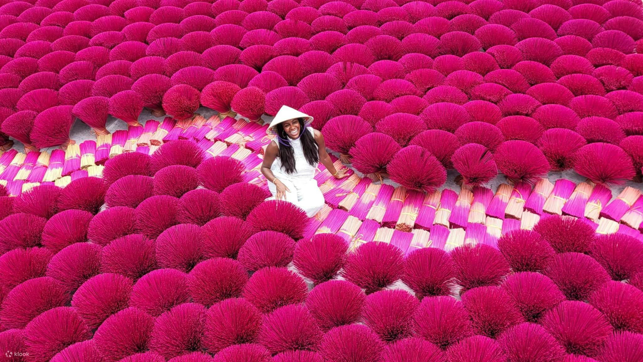 InstagramIncenseQuangPhuCauVillageTourTrainStreetHaNoi-KlookViệtNam