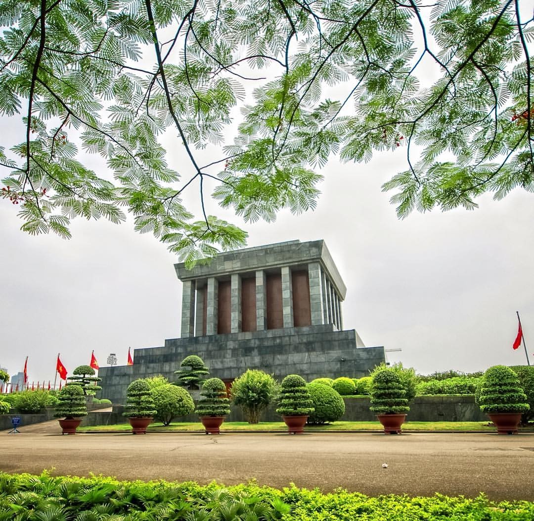 ho-chi-minh-mausoleum-5_1662727215