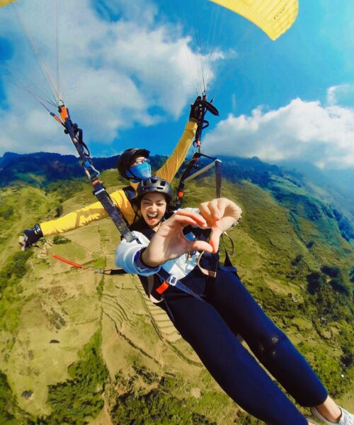 Sapa Paragliding Experience – Fly Over Muong Hoa Valley & Hoang Lien Son Mountains
