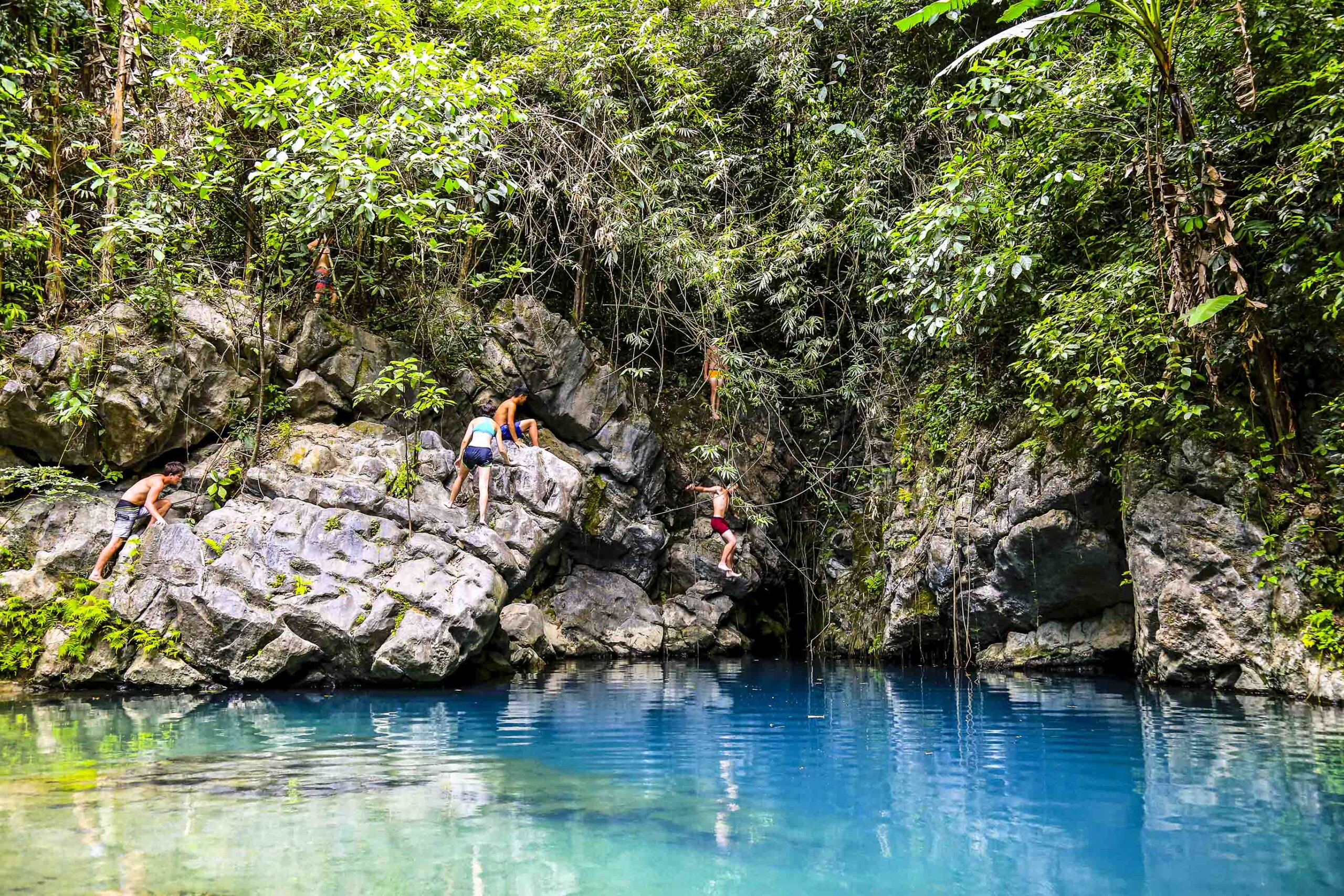 Tra-ang-Mada-cave-9