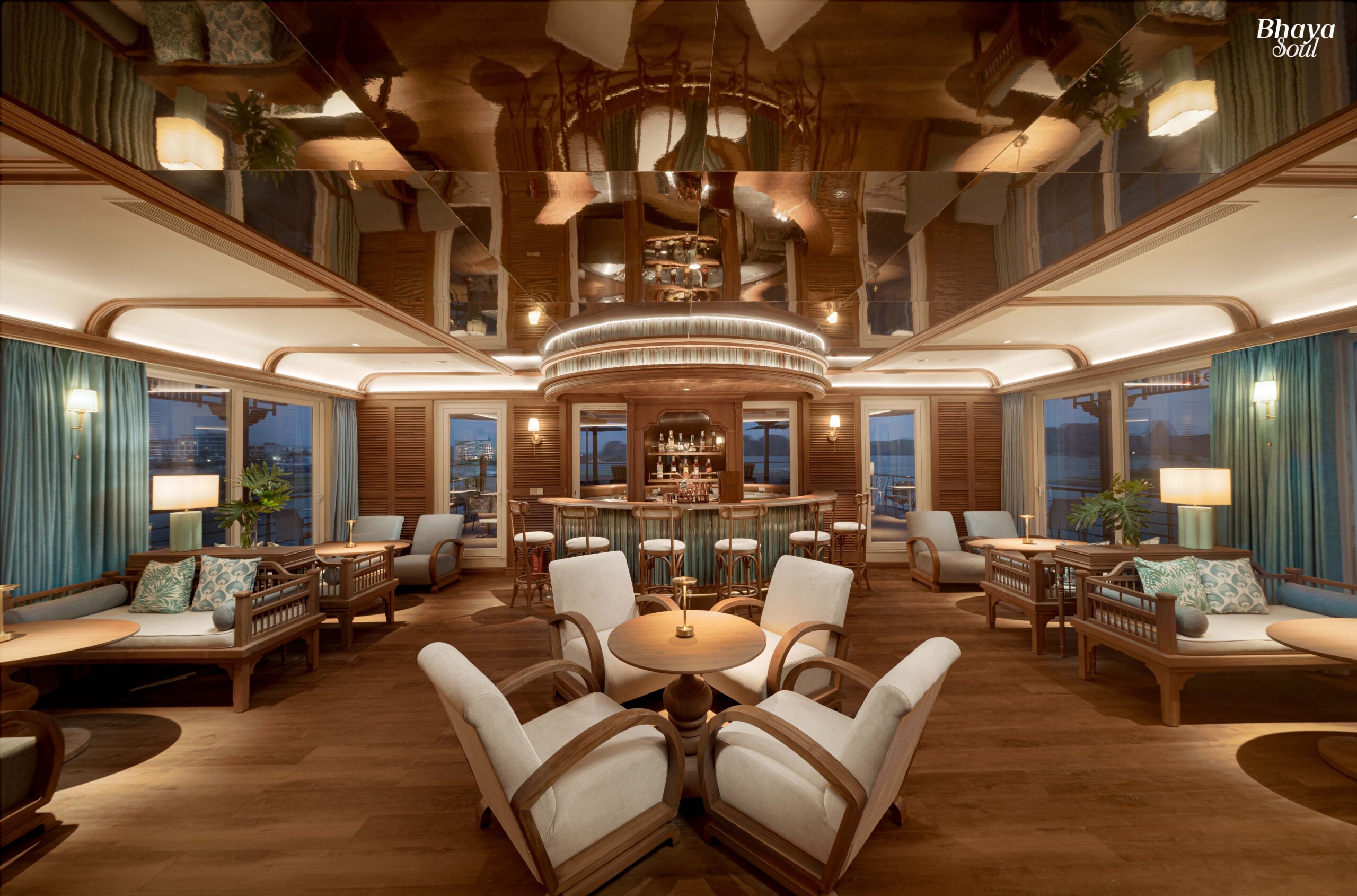 Indoor Lounge 01