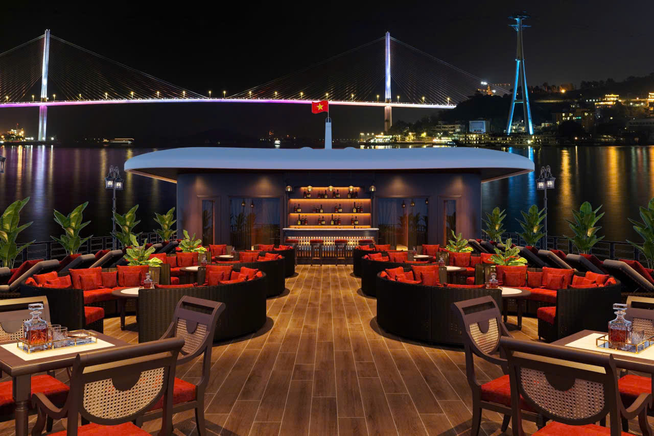 Sundeck 3